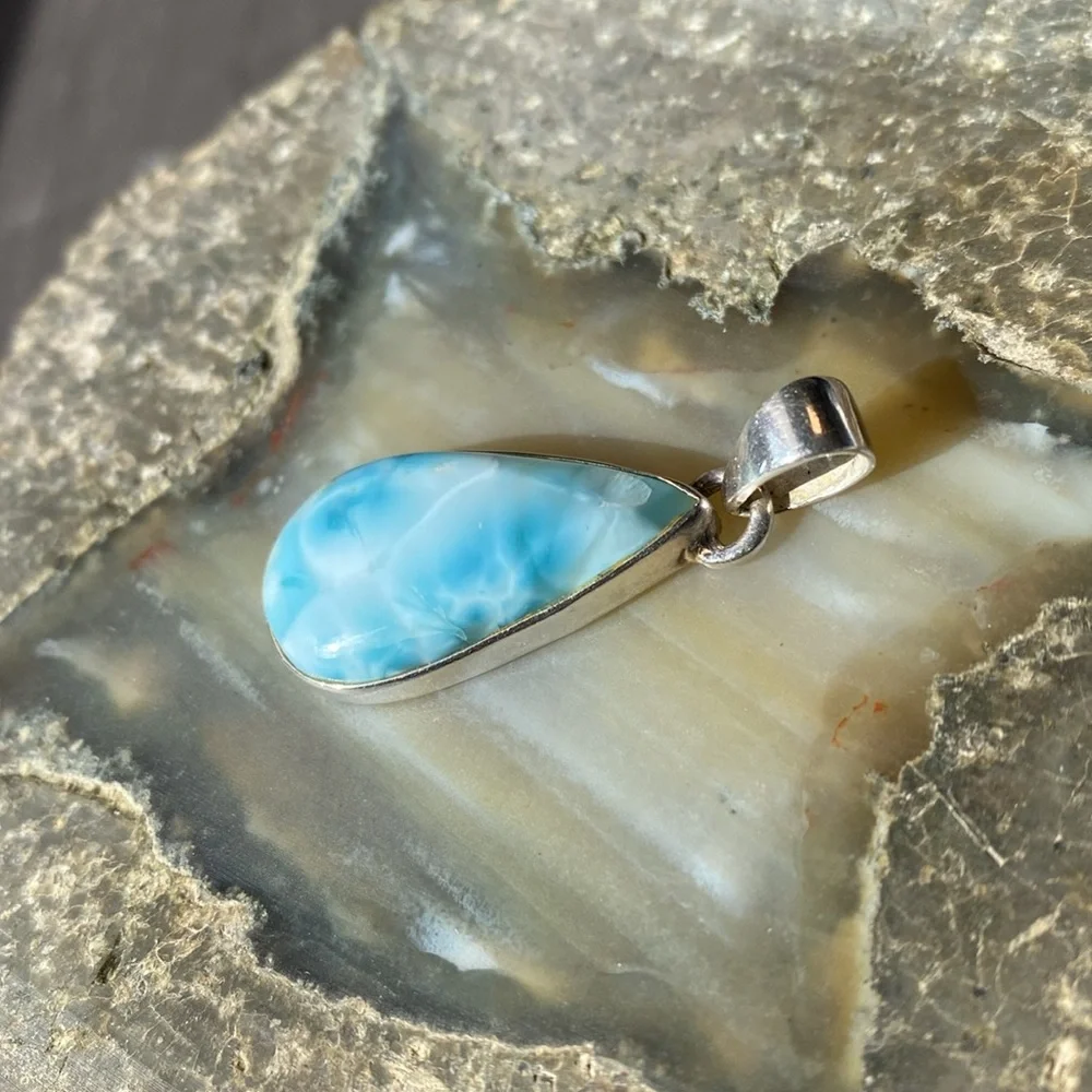 Genuine Larimar Gemstone, 925 Sterling Silver Pendant - Picture 5 of 15